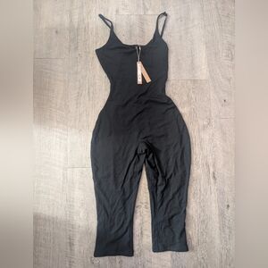 NWT SKIMS Smooth lounge Skimpy Strap Catsuit Black Small